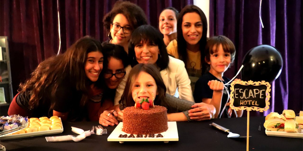 festa-aniversario-jogo-fuga-e-buffet-capa